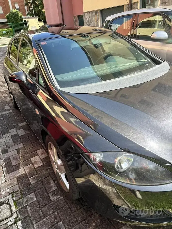 Usata Seat Leon 140 CV (102 kW) 2006 Nero Utilitaria