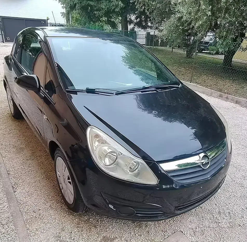 Usata Opel Corsa 60 CV (44 kW) 2007 Nero Utilitaria