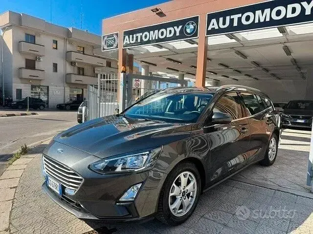 Usata Ford Focus Business Edition 120 CV (88 kW) 2021 Grigio Station wagon