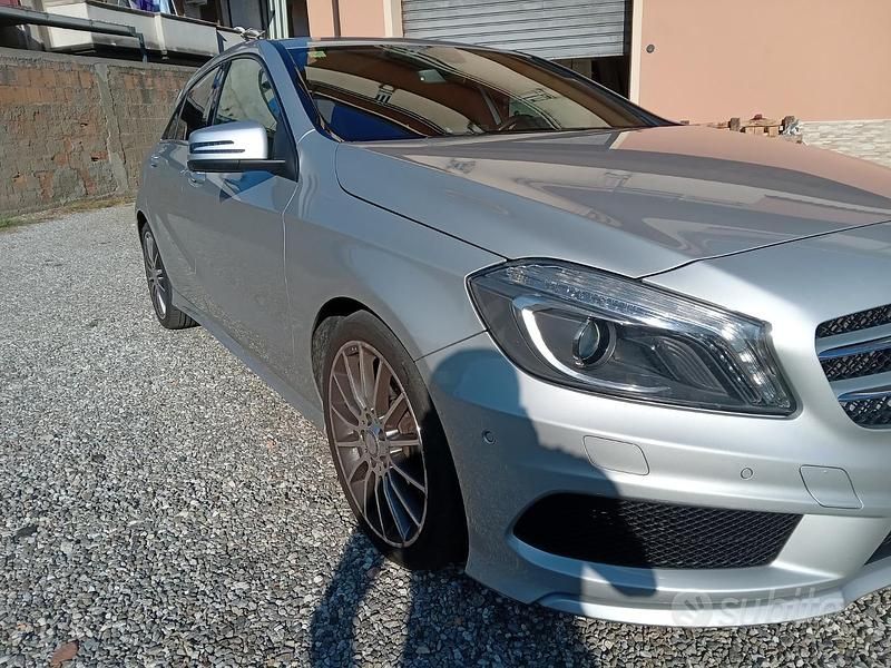 Usata Mercedes A180 AMG 109 CV (80 kW) 2015 Grigio Berlina