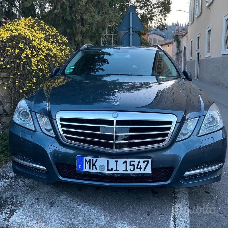 Usata Mercedes E250 Avantgarde 204 CV (150 kW) 2011 Grigio Station wagon