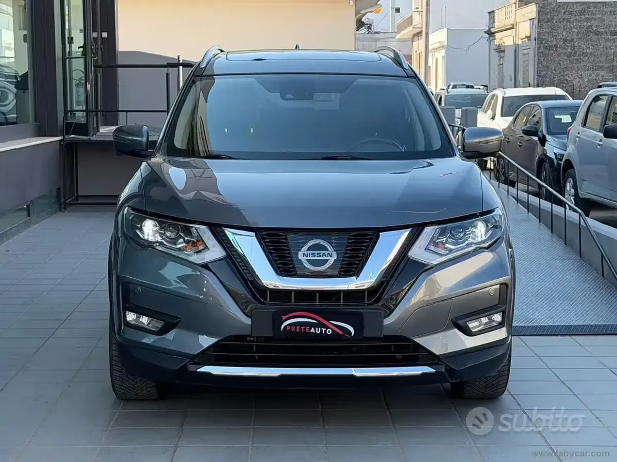 Usata Nissan X-Trail Tekna 177 CV (130 kW) 2018 Grigio SUV
