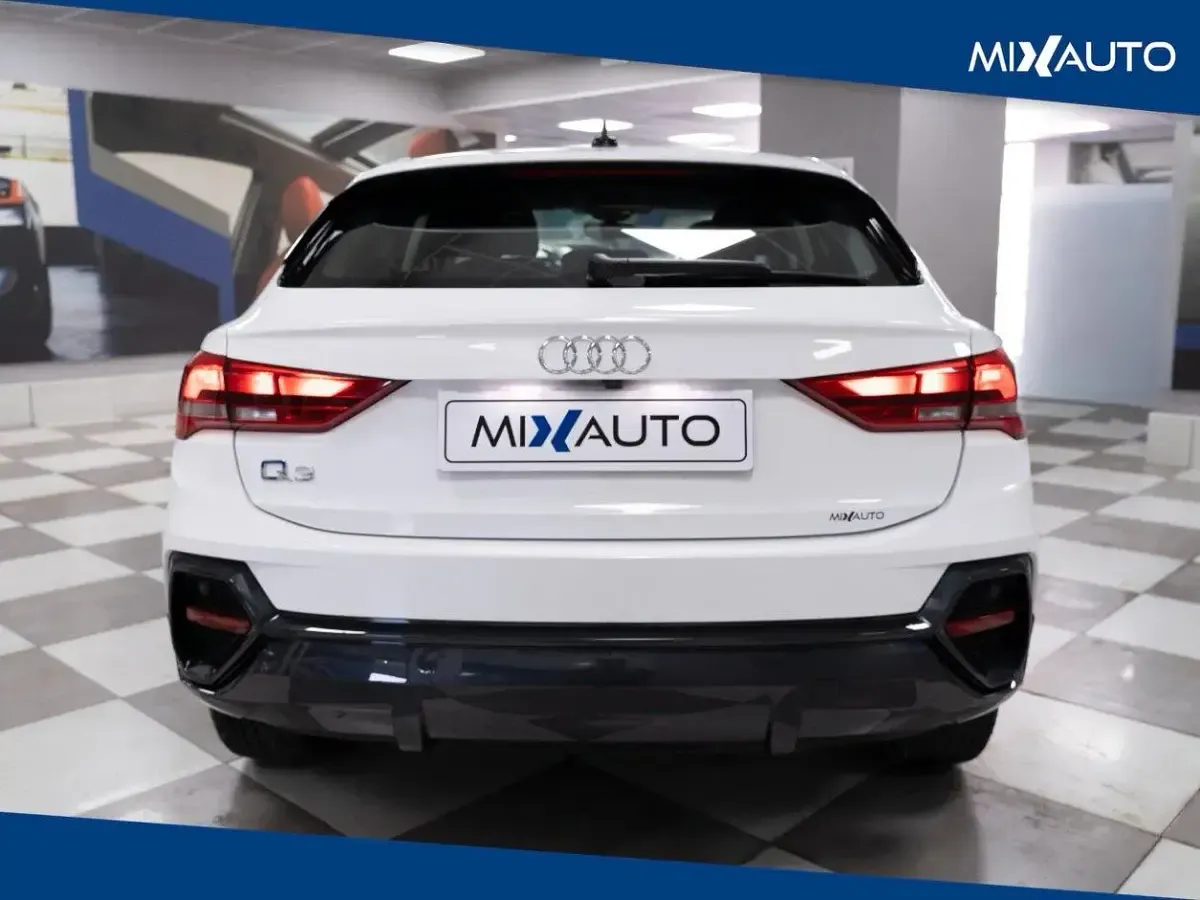 Usata Audi Q3 Sportback Business Plus 150 CV (110 kW) 2020 Bianco SUV