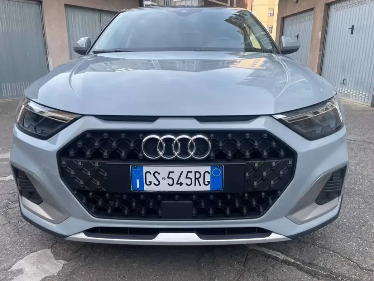Usata Audi A1 Business 95 CV (69 kW) 2024 Grigio SUV