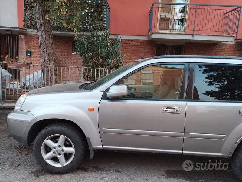 Usata Nissan X-Trail 2003 Grigio SUV