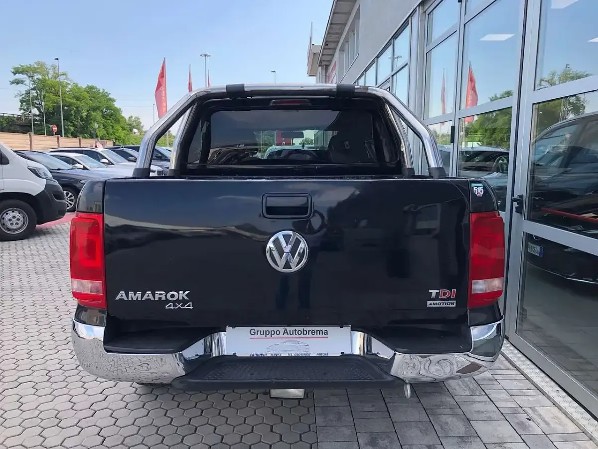 Usata VW Amarok Trendline 163 CV (119 kW) 2011 Nero Pick-up