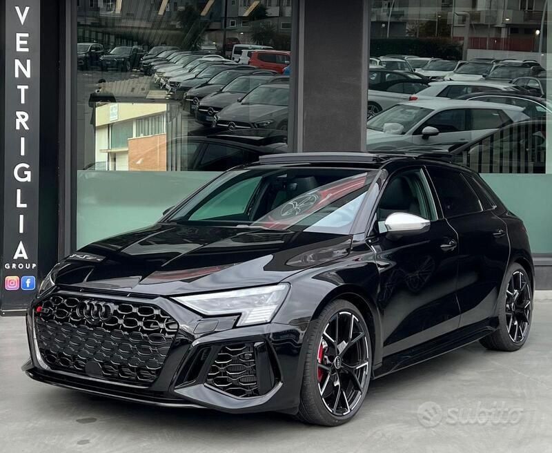 Usato 2024 Audi RS3 Sportback 2.5 Benzin 400 CV (73.500 €) 74121
