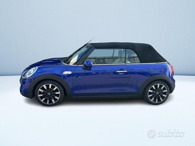 Usata Mini Cooper SD Cabriolet Hype 170 CV (125 kW) 2018 Blu Cabrio