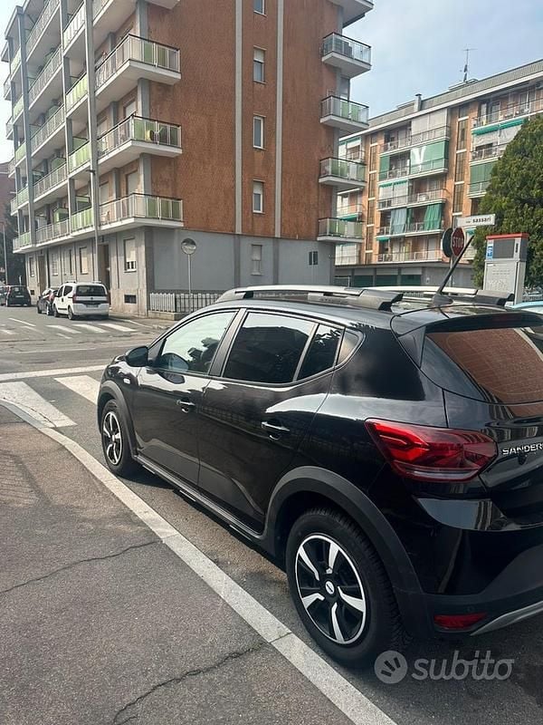Usata Dacia Sandero Stepway 91 CV (66 kW) 2024 Nero Utilitaria