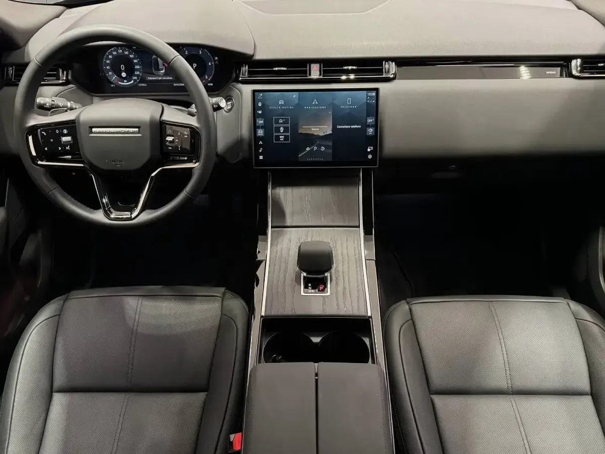 Usata Land Rover Range Rover Velar S 204 CV (150 kW) 2025 Santorini black SUV