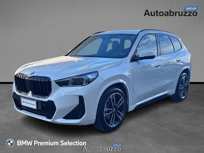Usata BMW X1 M Sport 150 CV (110 kW) 2023 Alpin white pastello SUV