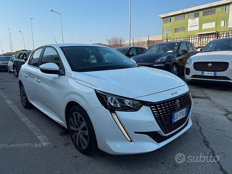 Usata Peugeot 208 Active 75 CV (55 kW) 2021 Other Utilitaria
