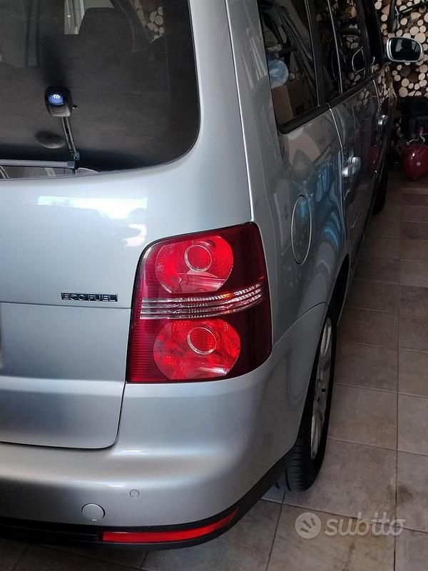 Usata VW Touran 2008 Grigio Monovolume