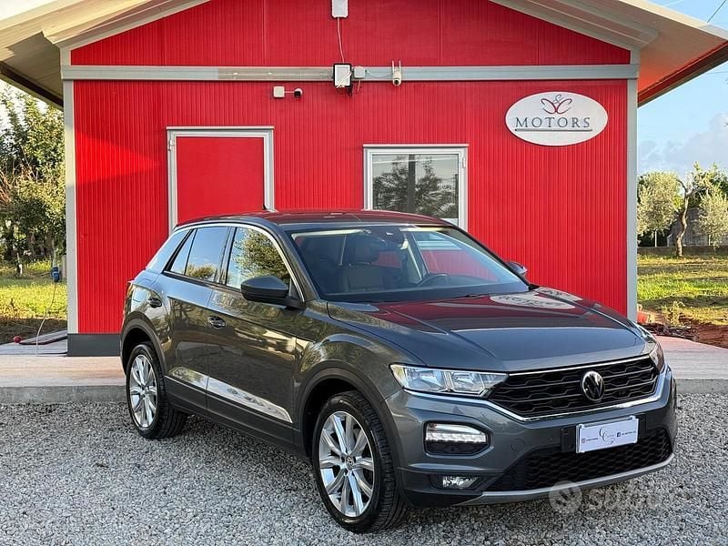 Usata VW T-Roc Advance 150 CV (110 kW) 2021 Grigio SUV