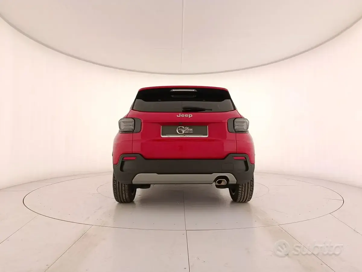 Usata Jeep Avenger Summit 101 CV (74 kW) 2023 Rosso SUV