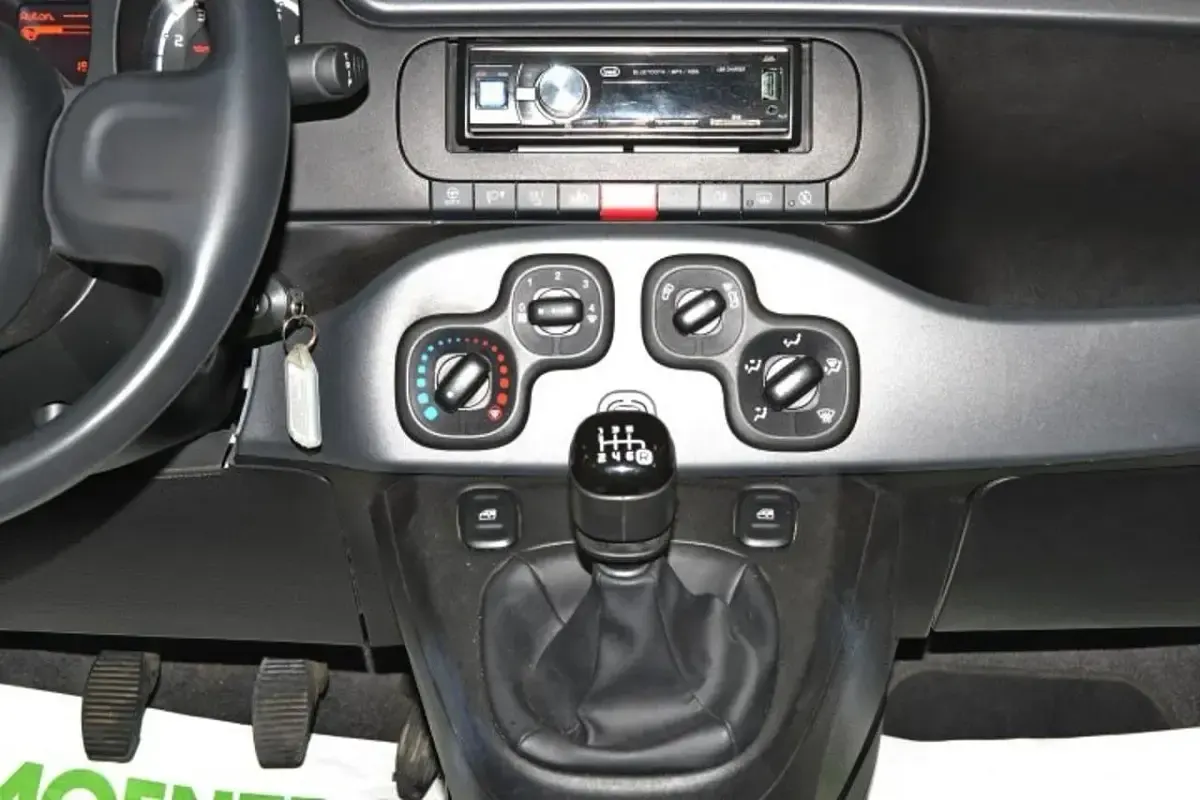 Usata Fiat Panda 70 CV (51 kW) 2022 Grigio Utilitaria