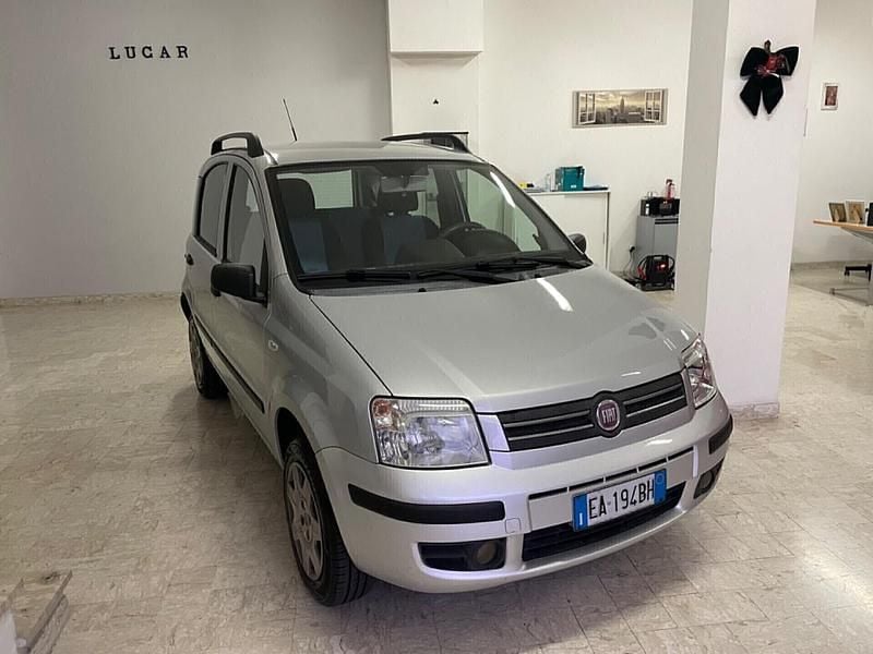 Usata Fiat Panda Dynamic 60 CV (44 kW) 2010 Argento Utilitaria