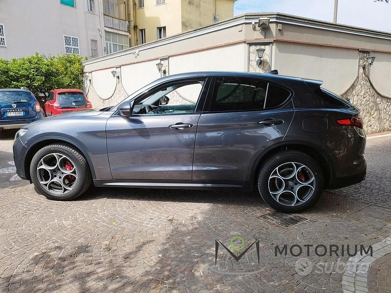 Usata Alfa Romeo Stelvio Executive 210 CV (154 kW) 2019 Grigio SUV