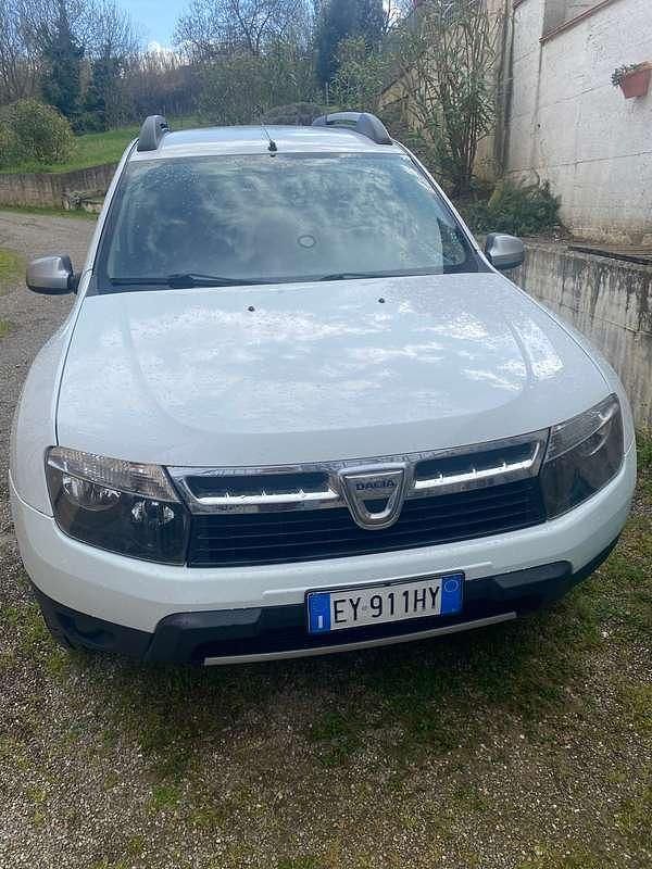 Usata Dacia Duster Lauréate 107 CV (78 kW) 2013 Bianco SUV