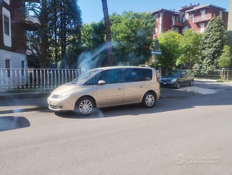 Usata Renault Espace 175 CV (128 kW) 2006 Monovolume