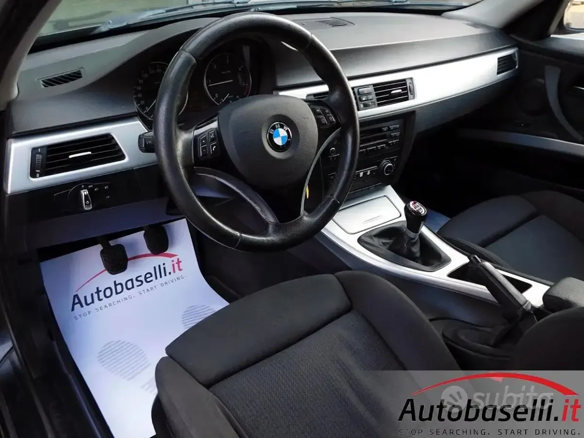 Usata BMW 320 Efficient Dynamics 177 CV (130 kW) 2010 Nero metallizato Station wagon