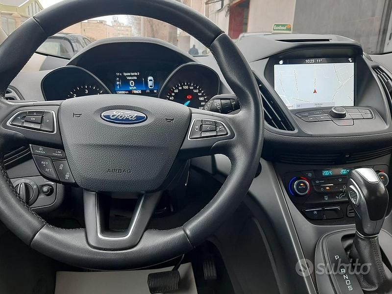 Usata Ford Kuga S 150 CV (110 kW) 2019 Grigio SUV