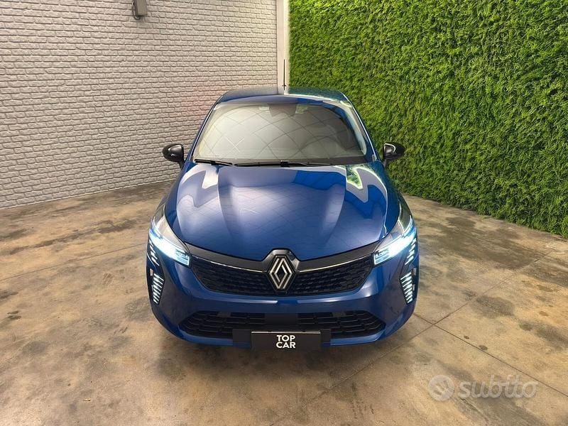 Usata Renault Clio V Evolution 100 CV (73 kW) 2025 Blu Berlina