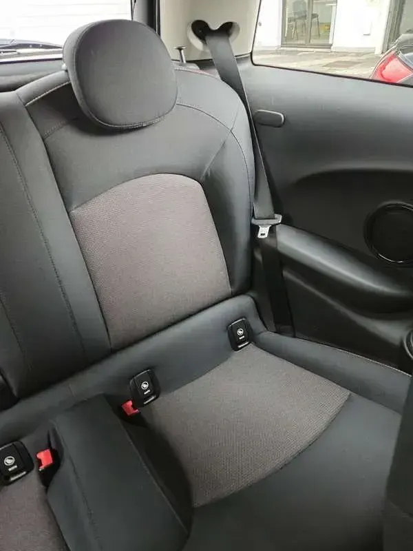 Usata Mini One D 95 CV (69 kW) 2017 Utilitaria