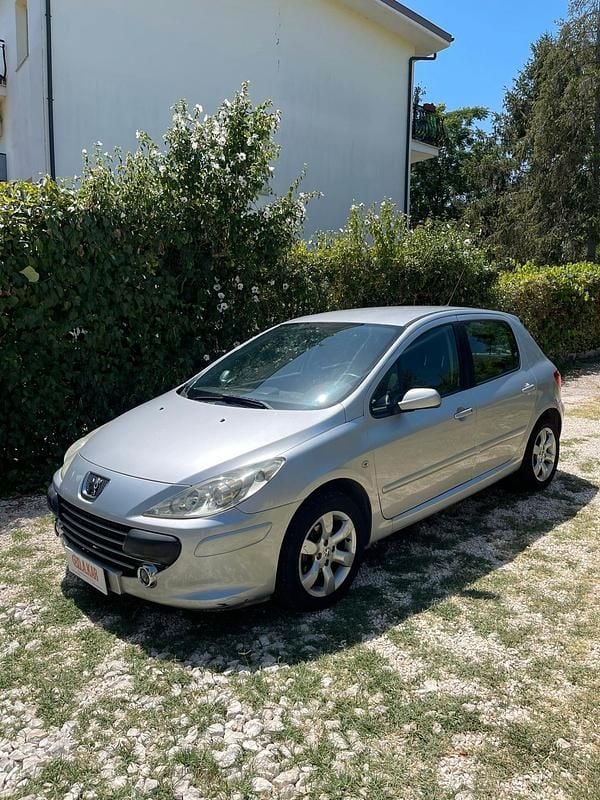 Usata Peugeot 307 90 CV (66 kW) 2007 Grigio Berlina