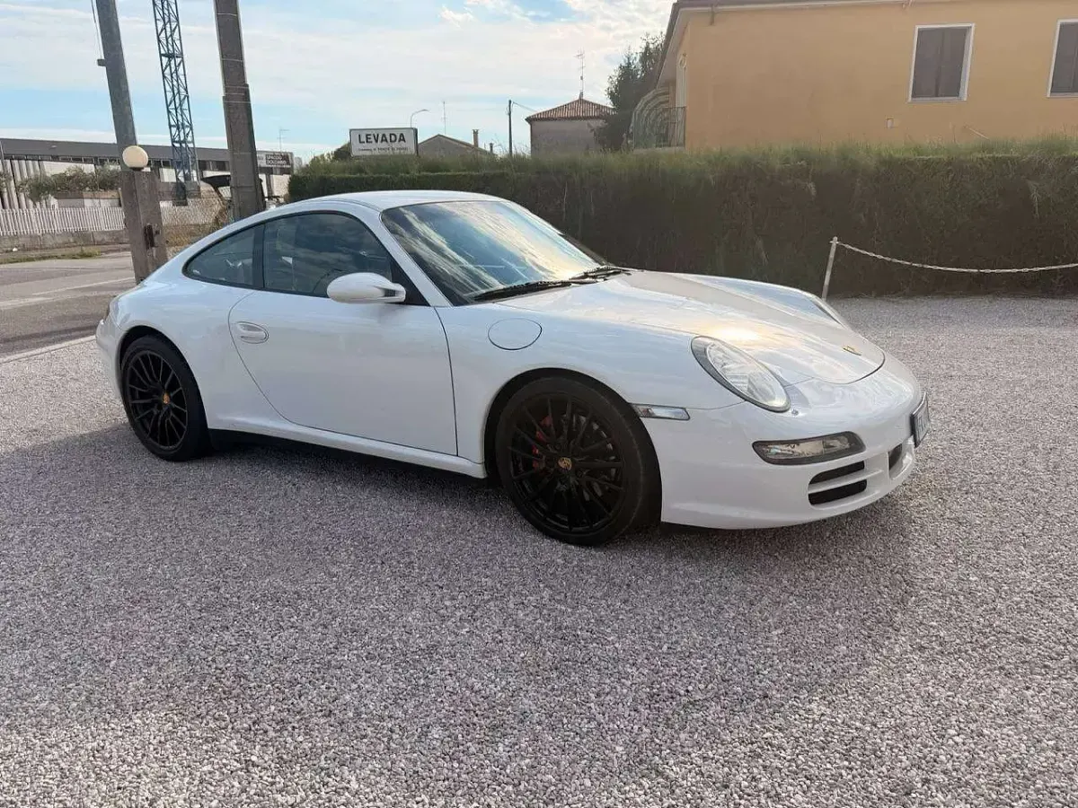Usata Porsche 911 Carrera 4S 355 CV (261 kW) 2006 Bianco Coupé
