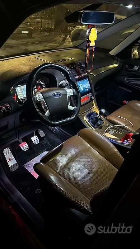 Usata Ford S-MAX S 140 CV (102 kW) 2010 Grigio Monovolume