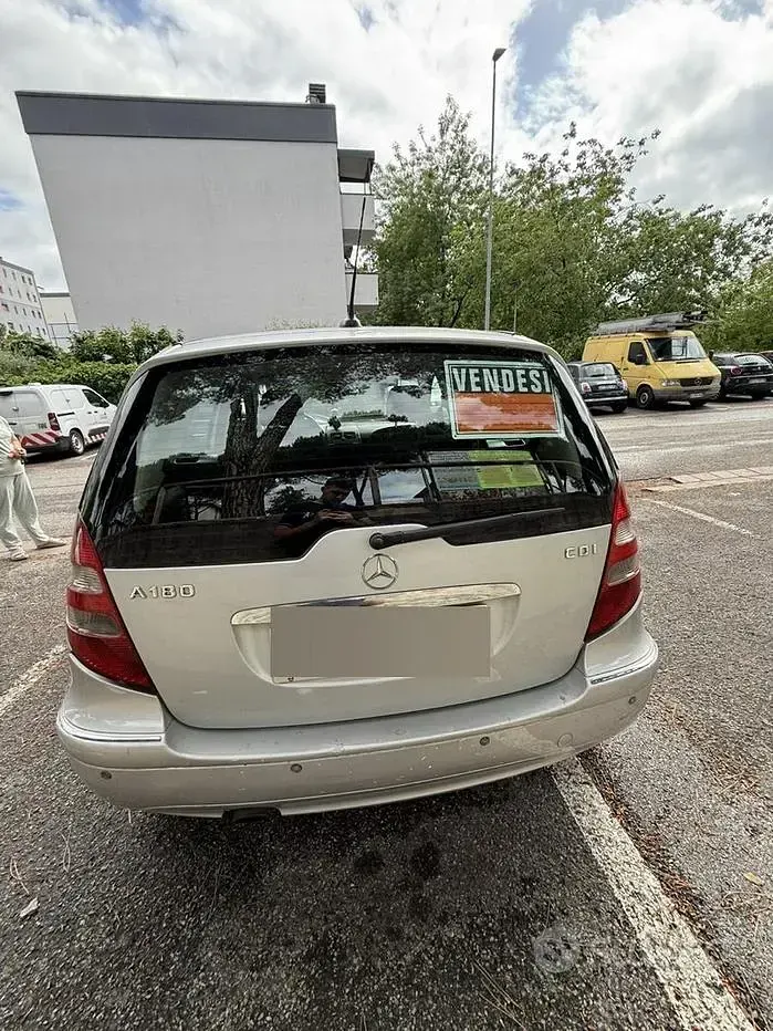 Usata Mercedes A180 109 CV (80 kW) 2006 Grigio Berlina