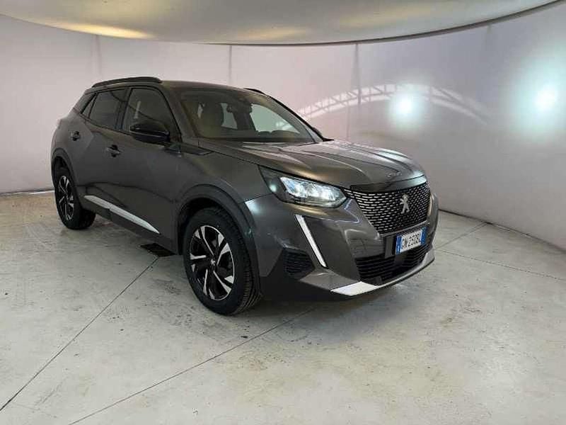 Usata Peugeot 2008 Allure 131 CV (96 kW) 2023 Grigio metallizzato scuro SUV