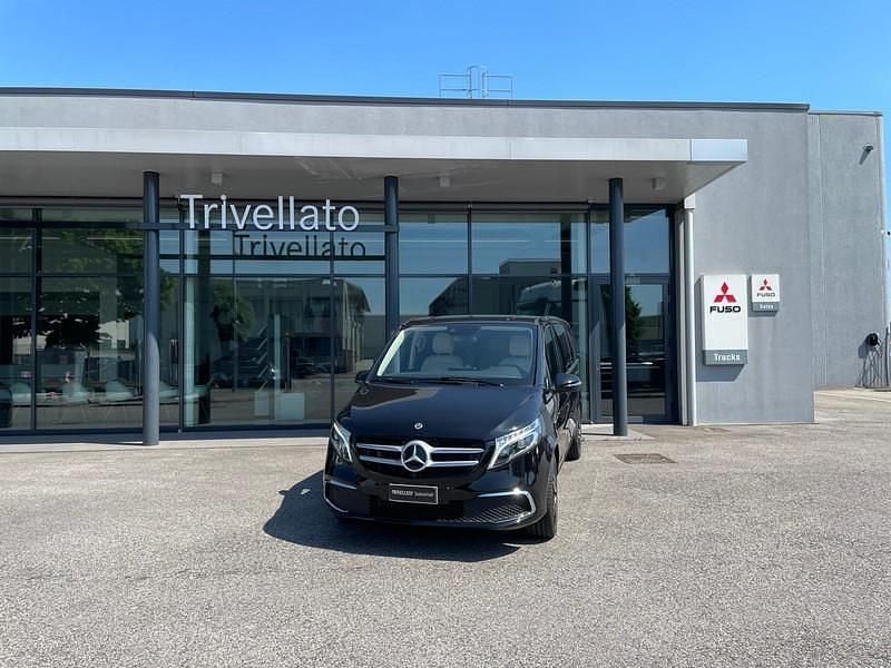Usata Mercedes V250 Premium 190 CV (139 kW) 2022 Nero Monovolume