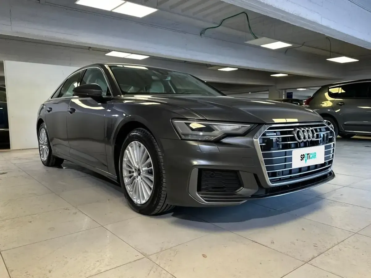 Usata Audi A6 Design 299 CV (219 kW) 2023 Grigio Berlina