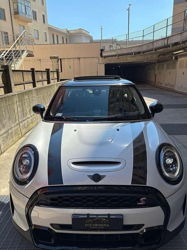 Usata Mini Cooper S 178 CV (130 kW) 2022 Argento Utilitaria