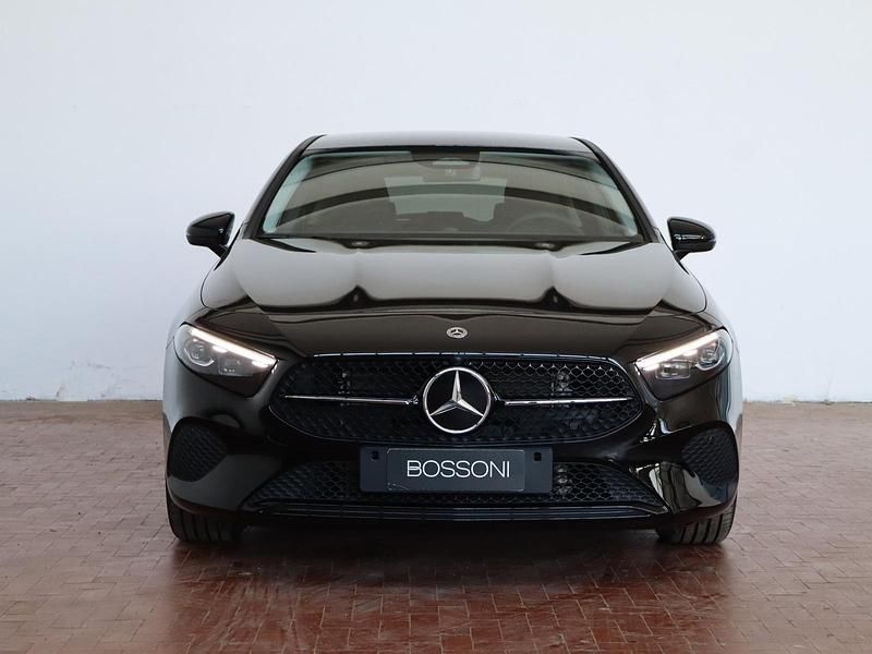 Nuova Mercedes A180 Progressive 116 CV (85 kW) 2026 Nero Berlina