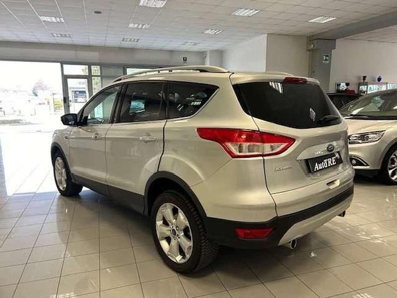 Usata Ford Kuga Titanium 163 CV (119 kW) 2014 Argento SUV