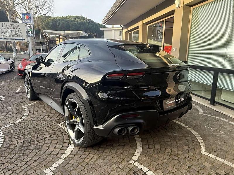 Nuova Ferrari Purosangue 725 CV (533 kW) 2026 Nero ds 1250 SUV