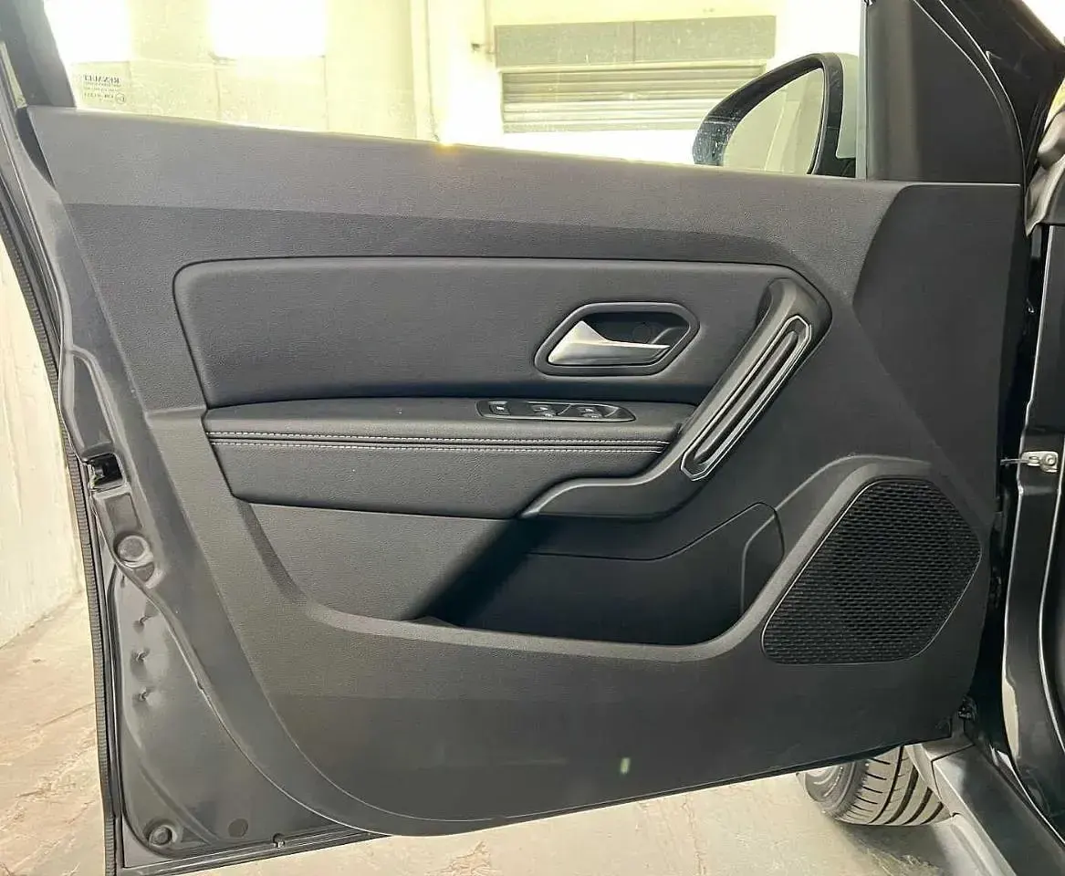Usata Dacia Duster Prestige 115 CV (84 kW) 2022 Grigio SUV
