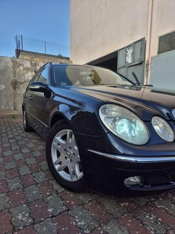 Usata Mercedes E220 Elegance 150 CV (110 kW) 2006 Station wagon