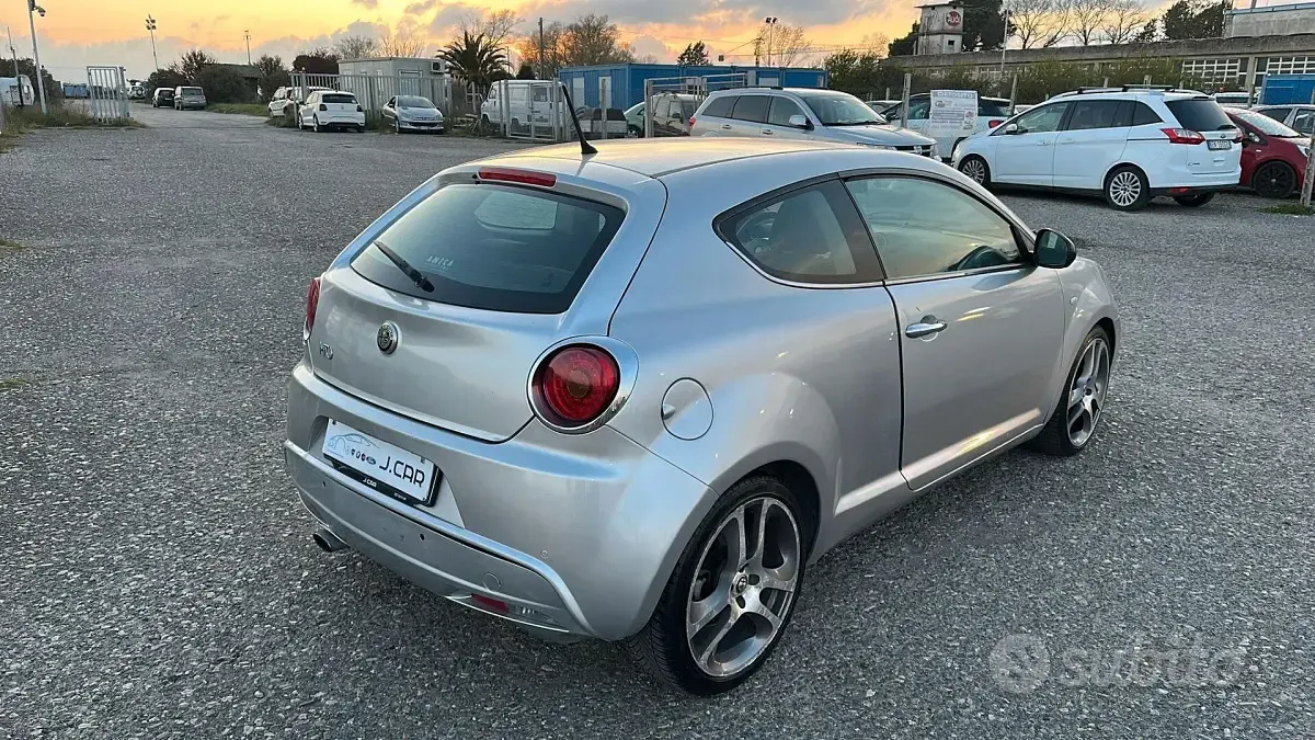 Usata Alfa Romeo MiTo 79 CV (58 kW) 2010 Grigio Utilitaria