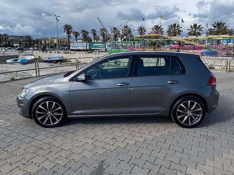 Usata VW Golf VII Trendline 105 CV (77 kW) 2013 Grigio Berlina