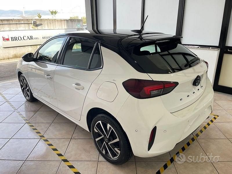 Usata Opel Corsa 101 CV (74 kW) 2023 Bianco Utilitaria