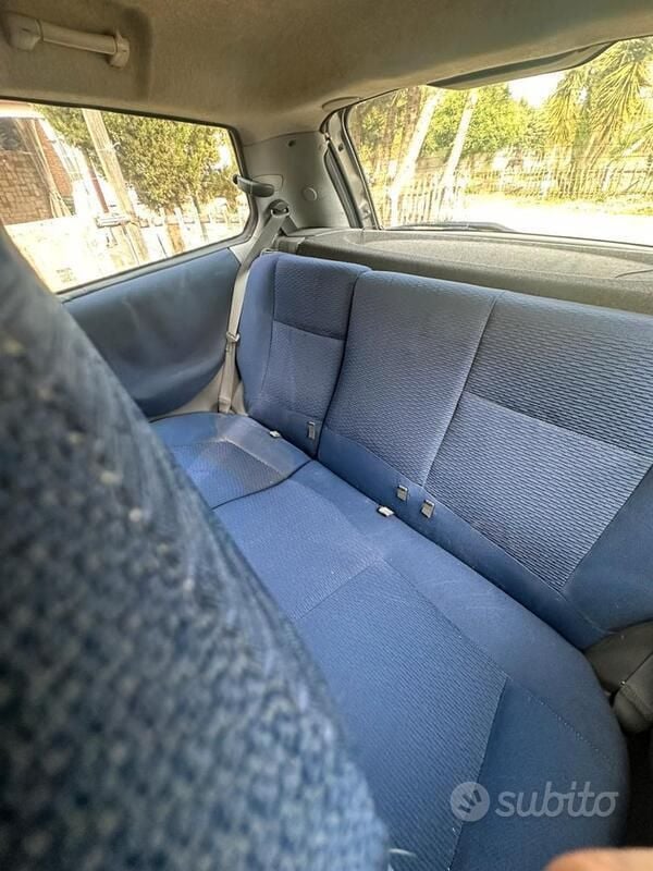 Usata Fiat Punto 80 CV (58 kW) 2001 Grigio Utilitaria