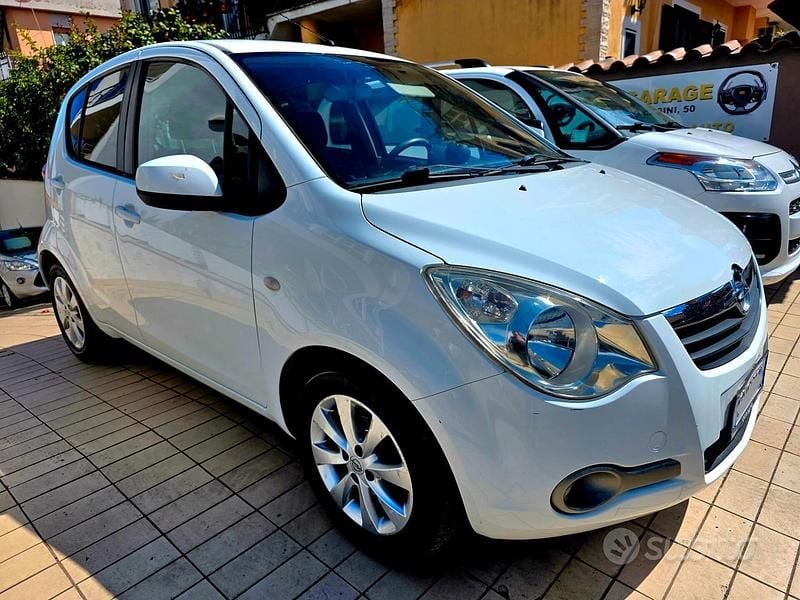 Usata Opel Agila 68 CV (50 kW) 2013 Bianco Utilitaria