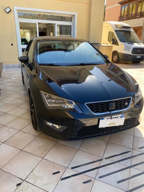 Usata Seat Leon FR 150 CV (110 kW) 2014 Nero Berlina