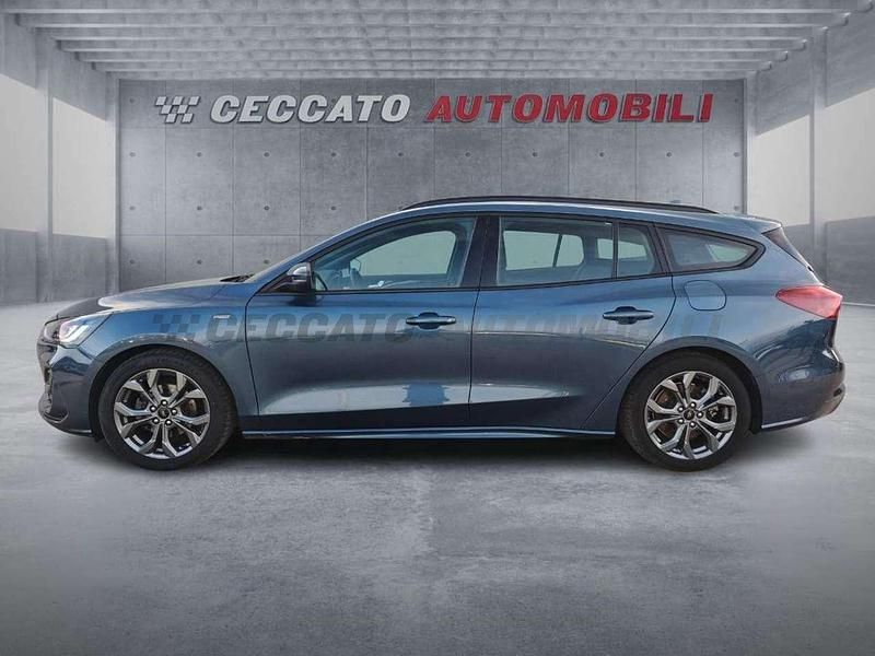 Usata Ford Focus ST-Line 116 CV (85 kW) 2023 Blu Station wagon