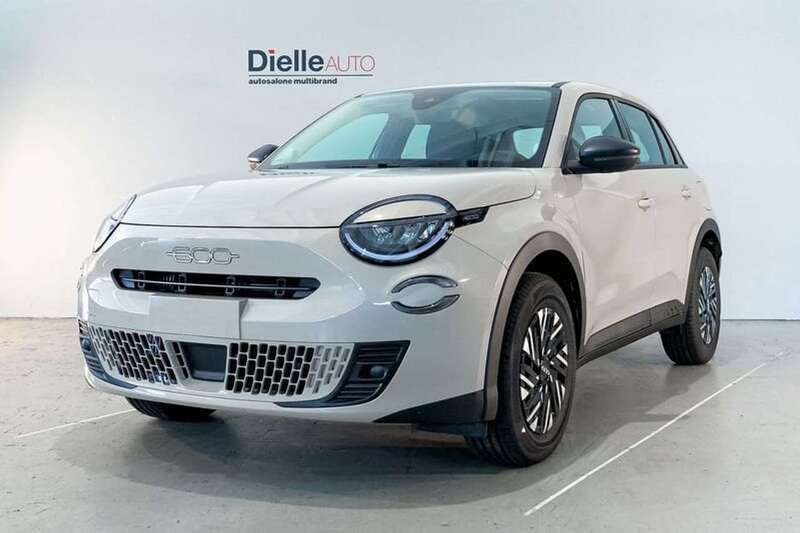 Sabbia Usata 2024 Fiat 600 SUV | 22.500 € (Ottimo prezzo) - Immagine 1/4