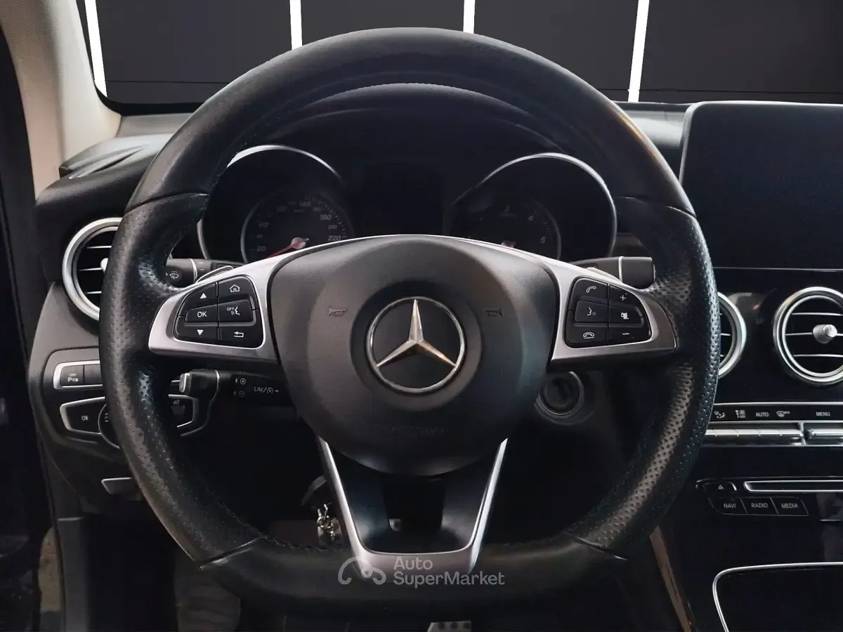 Usata Mercedes GLC250 Executive 204 CV (150 kW) 2018 Nero SUV